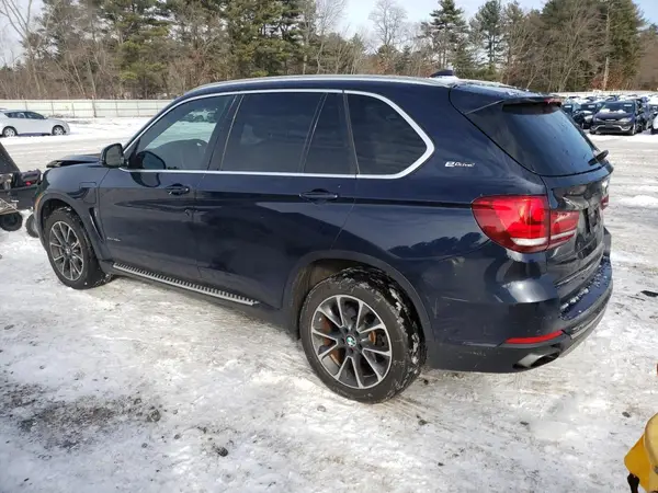 5UXKT0C57J0V99390 2018 BMW X5 - Image 2