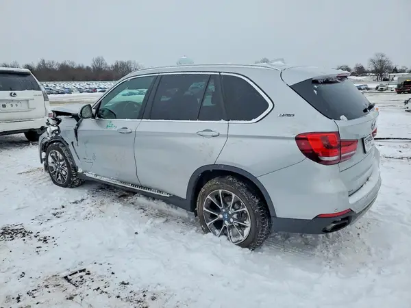5UXKT0C57J0V99762 2018 BMW X5 - Image 2