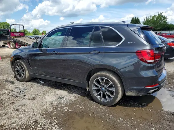 5UXKT0C57J0W00344 2018 BMW X5 - Image 2
