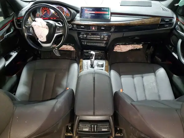 5UXKT0C57J0W02563 2018 BMW X5 - Image 8