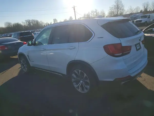 5UXKT0C57J0W03356 2018 BMW X5 - Image 2