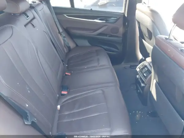 5UXKT0C57J0W03907 2018 BMW X5 - Image 8