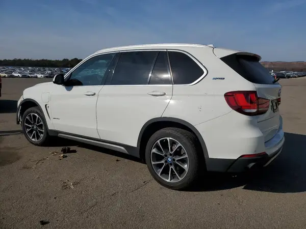 5UXKT0C57J0W03910 2018 BMW X5 - Image 2