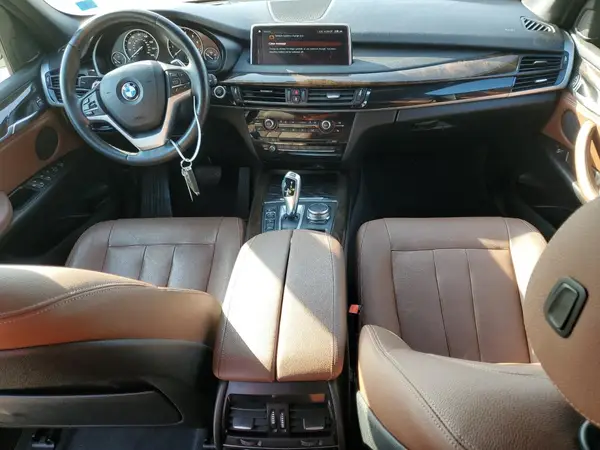 5UXKT0C57J0W03910 2018 BMW X5 - Image 8