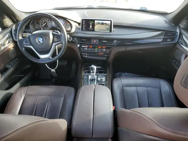 5UXKT0C57J0W04118 2018 BMW X5 - Image 8