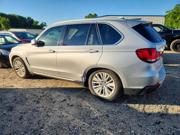 5UXKT0C58G0F74901 2016 BMW X5 - Image 2
