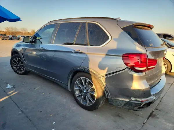 5UXKT0C58G0S76152 2016 BMW X5 - Image 2