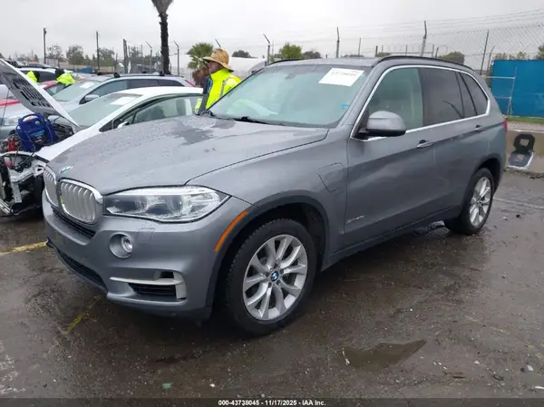 5UXKT0C58G0S77026 2016 BMW X5 - Image 2