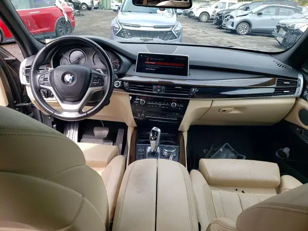 5UXKT0C58J0V99396 2018 BMW X5 - Image 8