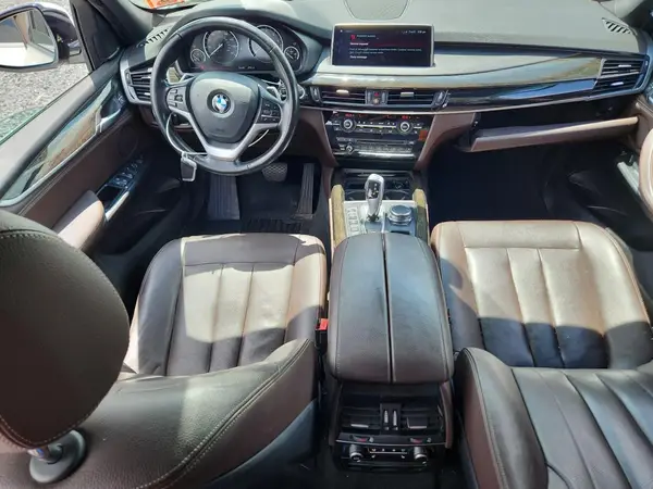 5UXKT0C58J0W00305 2018 BMW X5 - Image 8