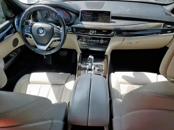 5UXKT0C58J0W01079 2018 BMW X5 - Image 8