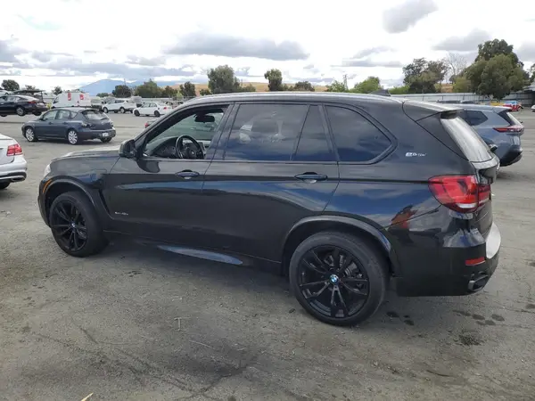 5UXKT0C58J0W03396 2018 BMW X5 - Image 2