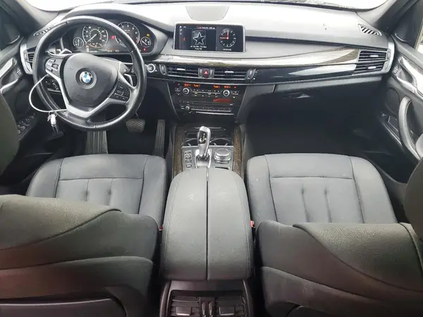 5UXKT0C59J0V98063 2018 BMW X5 - Image 8