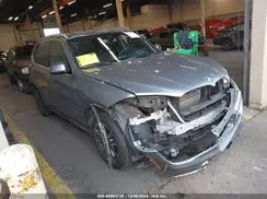 5UXKT0C59J0V98760 2018 BMW X5