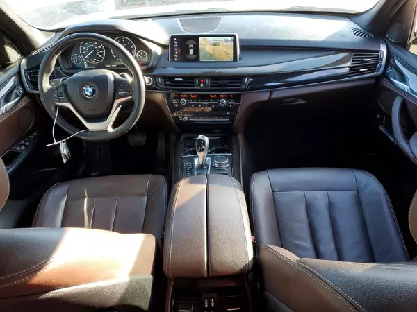 5UXKT0C59J0W00863 2018 BMW X5 - Image 8