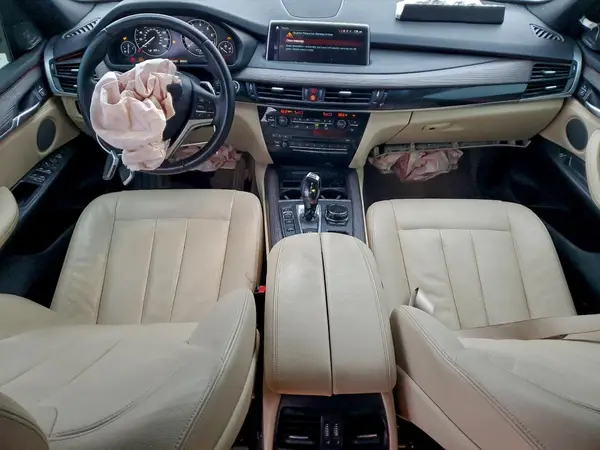 5UXKT0C59J0W02824 2018 BMW X5 - Image 8