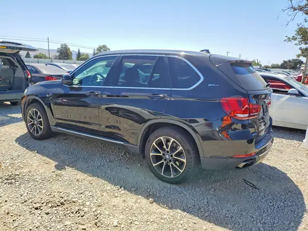 5UXKT0C59J0W03035 2018 BMW X5 - Image 2