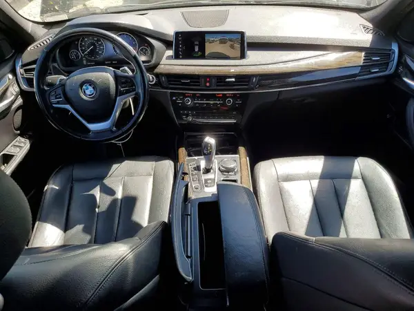 5UXKT0C59J0W03035 2018 BMW X5 - Image 8