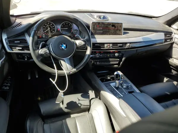 5UXKT0C59J0W03245 2018 BMW X5 - Image 8