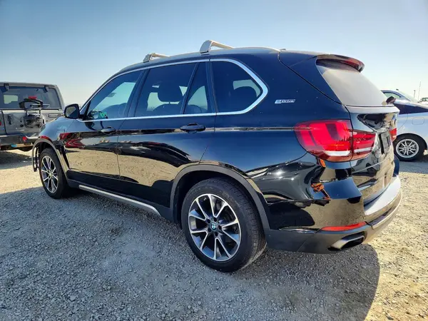 5UXKT0C59J0W03780 2018 BMW X5 - Image 2