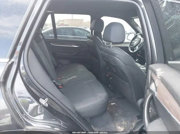 5UXKT0C59J0W03889 2018 BMW X5 - Image 8