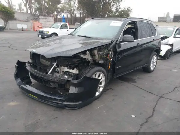 5UXKT0C5XG0S75813 2016 BMW X5 - Image 2