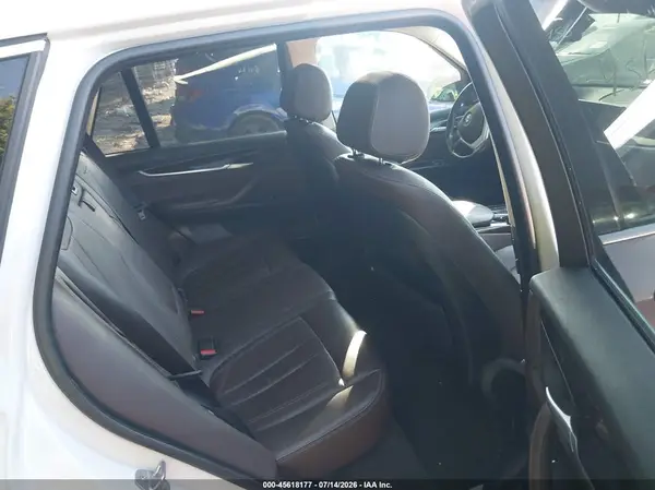 5UXKT0C5XG0S75973 2016 BMW X5 - Image 8