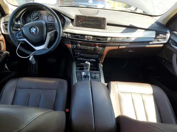 5UXKT0C5XG0S76573 2016 BMW X5 - Image 8