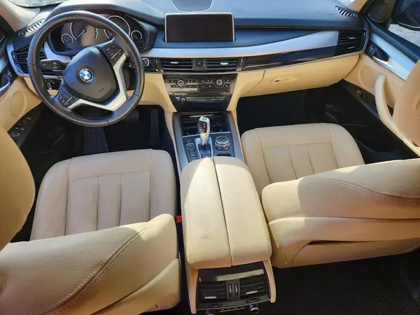 5UXKT0C5XG0S76699 2016 BMW X5 - Image 8