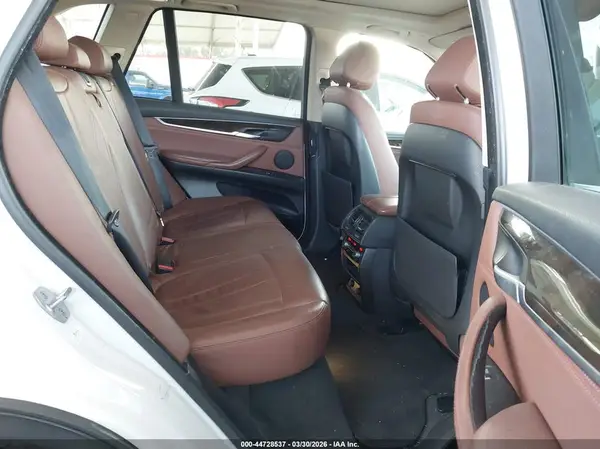 5UXKT0C5XG0S79022 2016 BMW X5 - Image 8