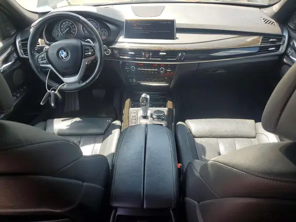 5UXKT0C5XJ0V98458 2018 BMW X5 - Image 8