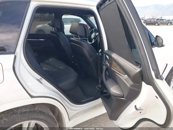 5UXKT0C5XJ0V98508 2018 BMW X5 - Image 8