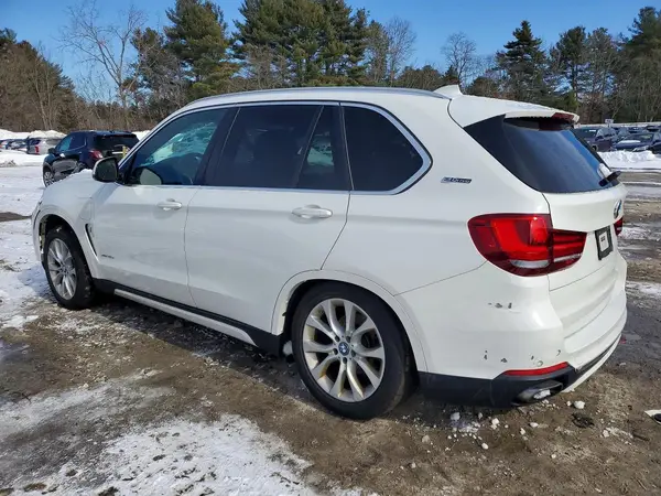 5UXKT0C5XJ0V98802 2018 BMW X5 - Image 2