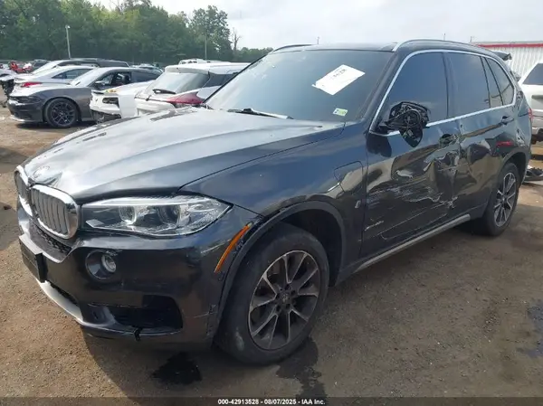 5UXKT0C5XJ0V99187 2018 BMW X5 - Image 2