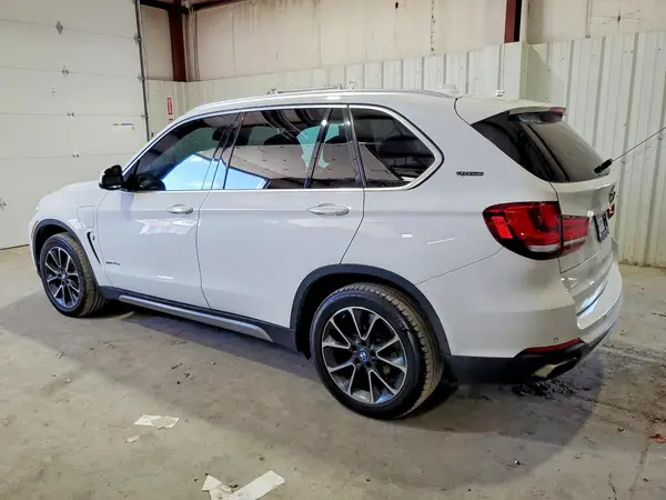 5UXKT0C5XJ0V99870 2018 BMW X5 - Image 2