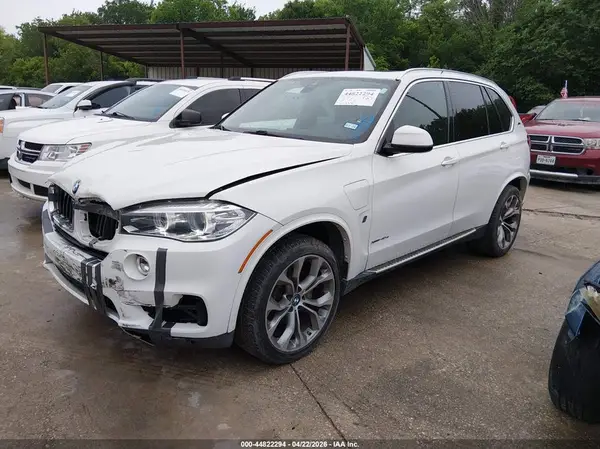 5UXKT0C5XJ0W00659 2018 BMW X5 - Image 2