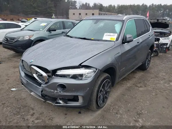 5UXKT0C5XJ0W01374 2018 BMW X5 - Image 2