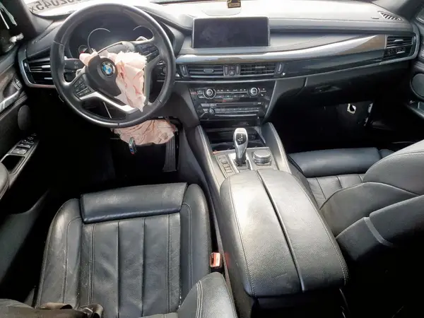 5UXKU0C50K0G92768 2019 BMW X6 - Image 8