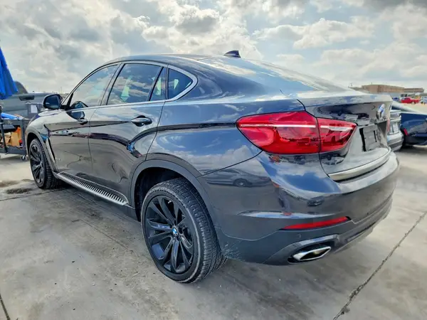 5UXKU0C55K0H98858 2019 BMW X6 - Image 2