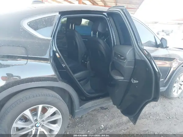 5UXKU0C58J0G80382 2018 BMW X6 - Image 8