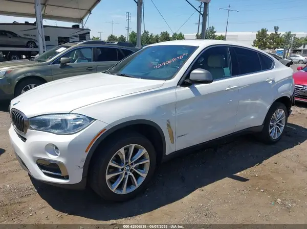 5UXKU0C58K0S97704 2019 BMW X6 - Image 2