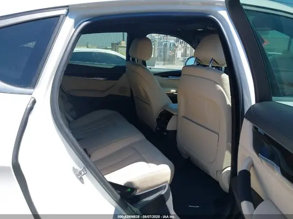 5UXKU0C58K0S97704 2019 BMW X6 - Image 8