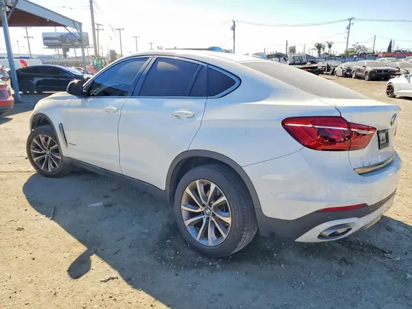 5UXKU0C5XJ0G69495 2018 BMW X6 - Image 2