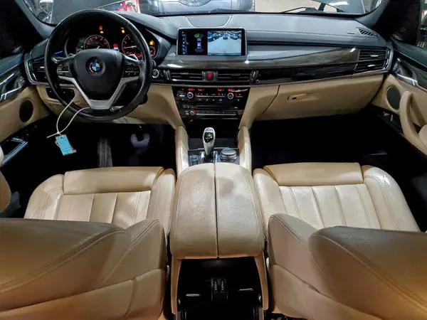 5UXKU2C32H0X47575 2017 BMW X6 - Image 8