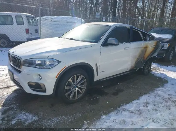 5UXKU2C38H0U28858 2017 BMW X6 - Image 2