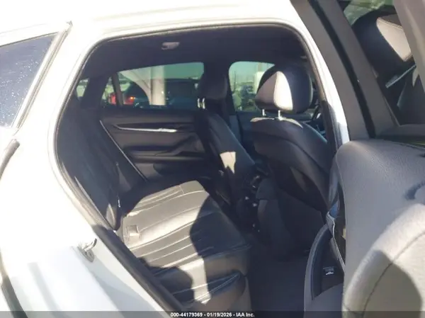 5UXKU2C50J0X49638 2018 BMW X6 - Image 8