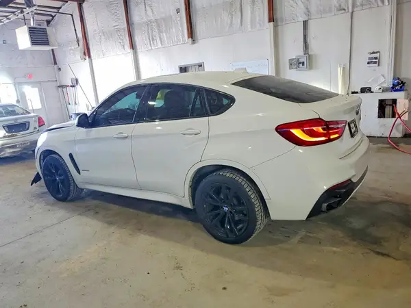 5UXKU2C51J0X49597 2018 BMW X6 - Image 2
