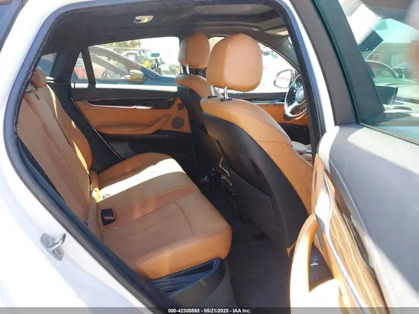 5UXKU2C52J0X50676 2018 BMW X6 - Image 8