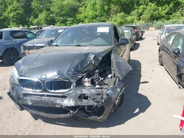 5UXKU2C52K0Z62852 2019 BMW X6 - Image 2