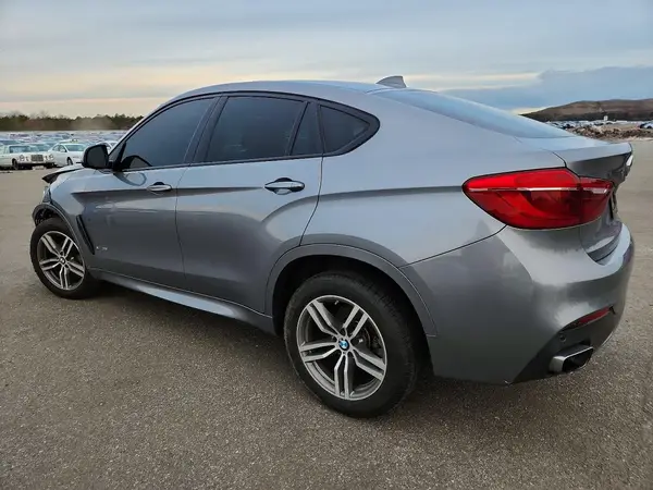 5UXKU2C52K0Z64956 2019 BMW X6 - Image 2